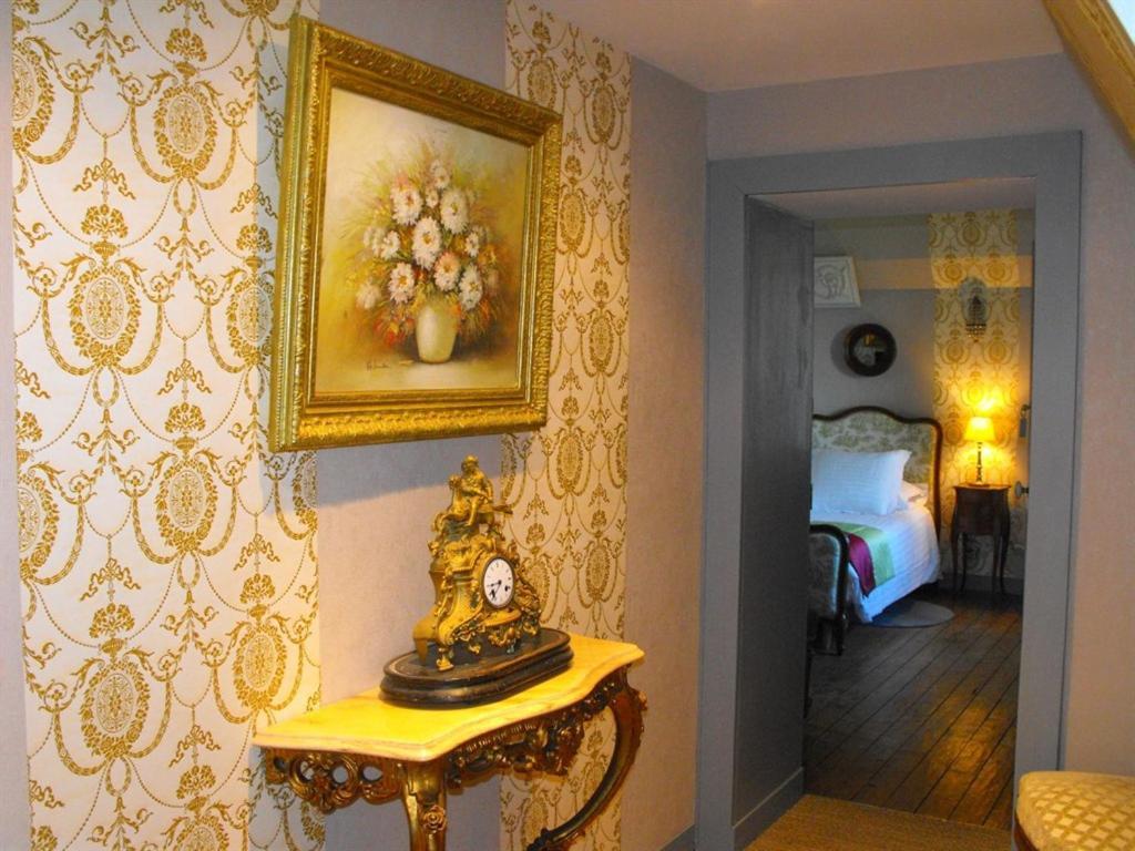 Chateau De Montbrault Fleurigne Ngoại thất bức ảnh